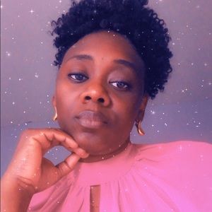 Meet your Posher, Bimpe